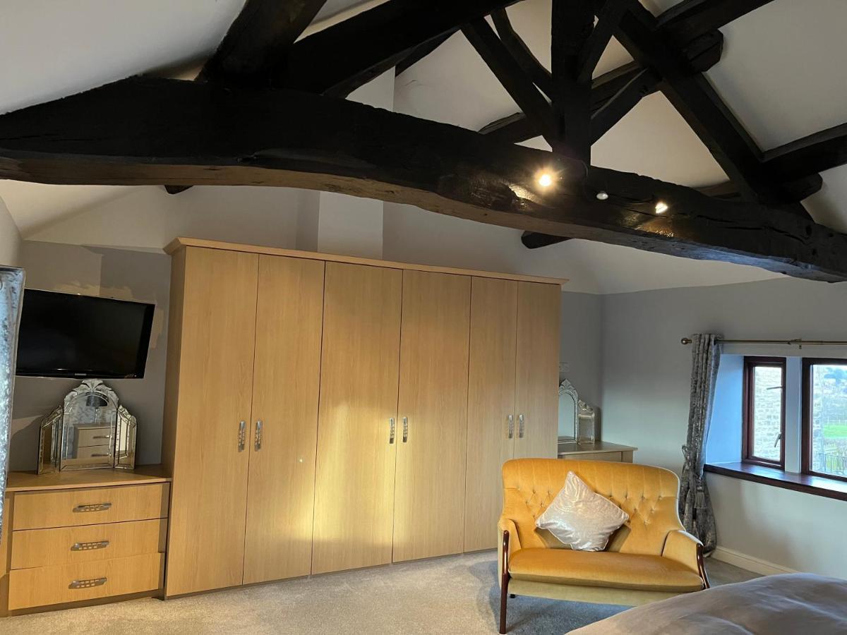 The Farm House Modern Spacious 2 Bedroom Home At Tong Road Leeds Perfect For Contractors Free Secure Parking Пудси Экстерьер фото